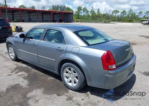 2006 Chrysler 300 Touring из США, поврежденный, VIN 2C3KA53G56H529612